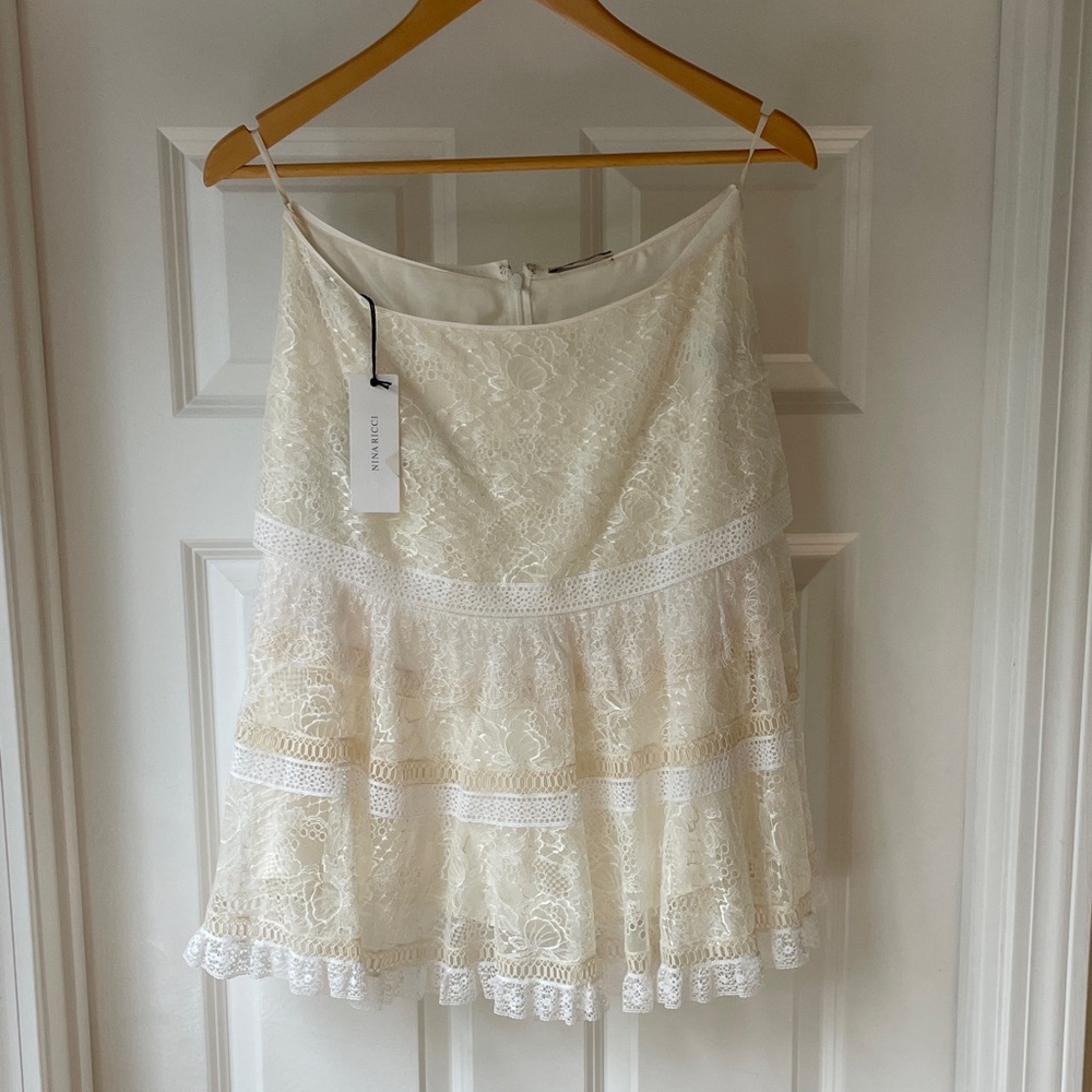 Nina Ricci Cream Lace skirt